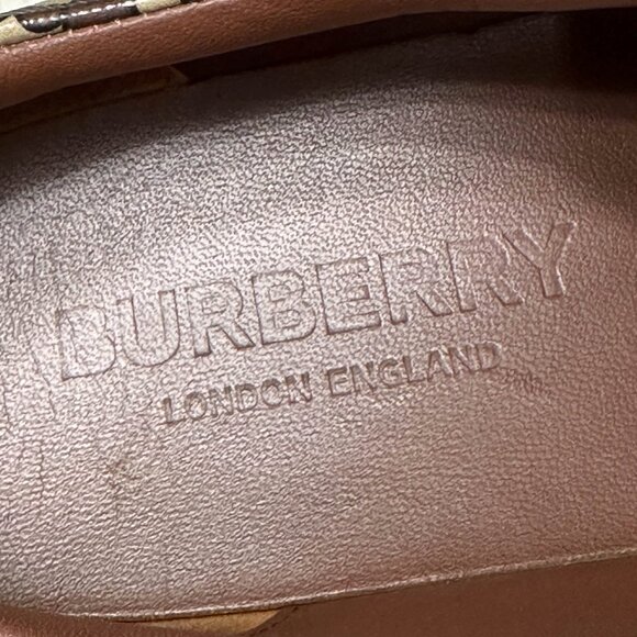 Burberry Sneakers- Size 39 - Picture 9 of 13